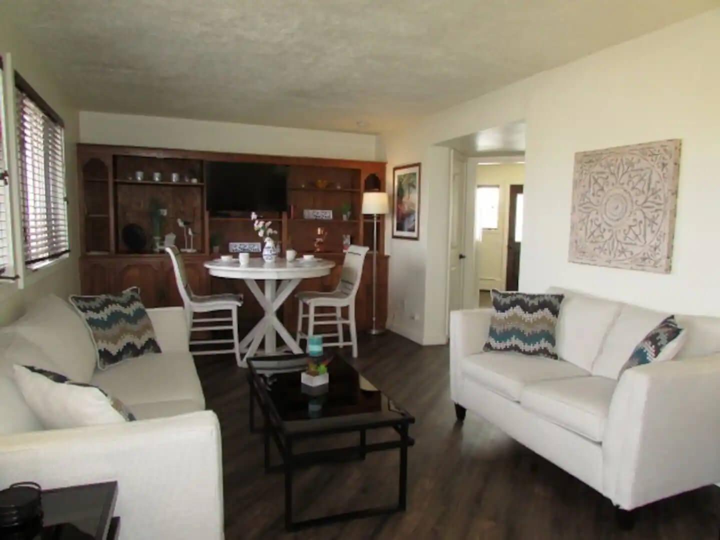 Superior Bay Boutique Motel - Unit #11 - Image# 1
