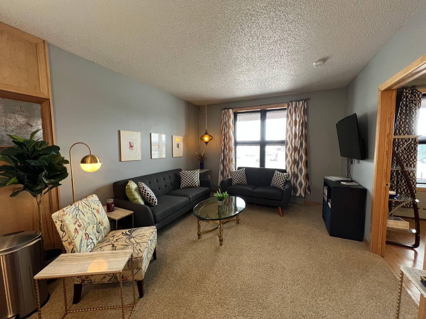 Effie Building - Unit B - Image# 1