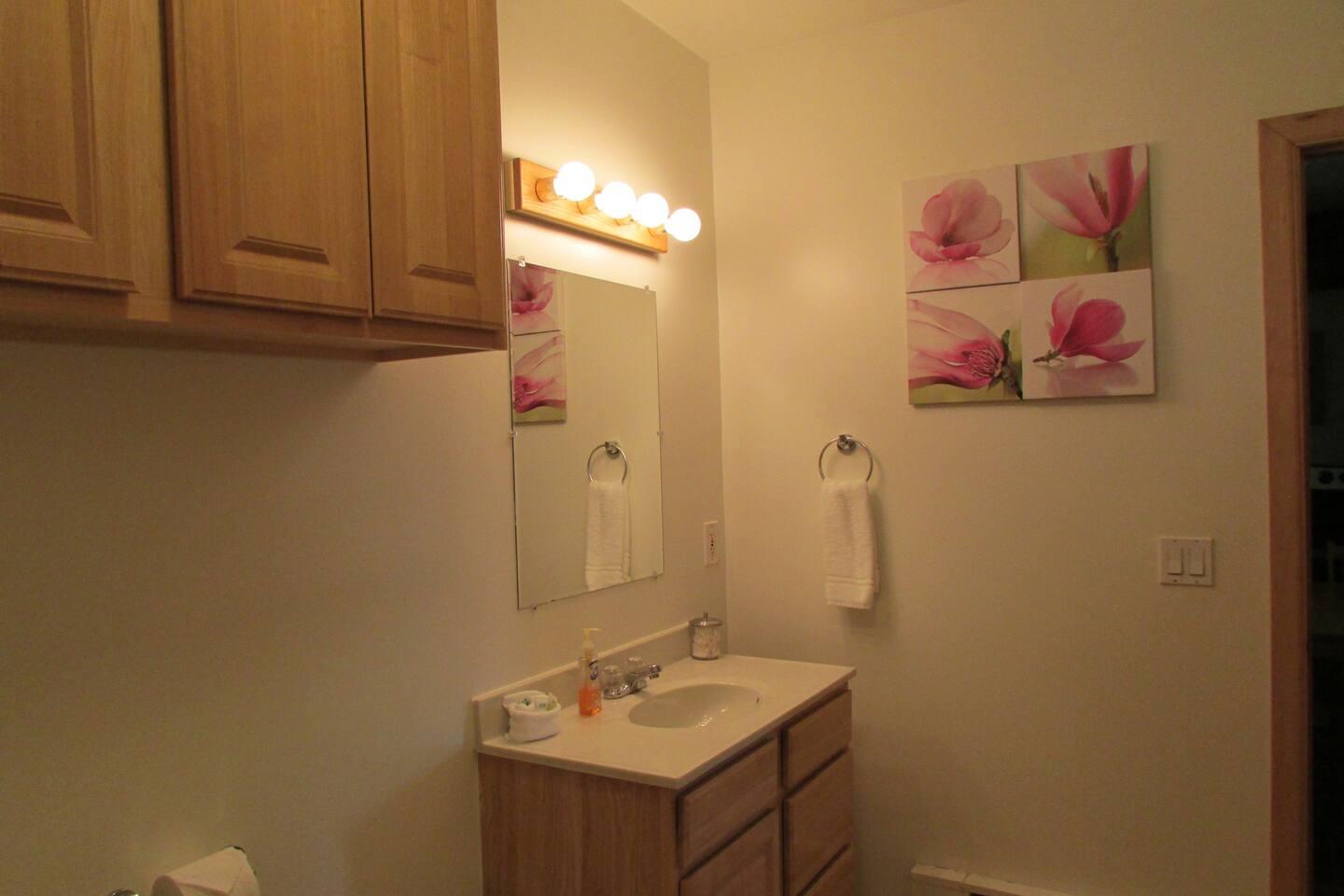 Effie Building - Unit D - Image# 1