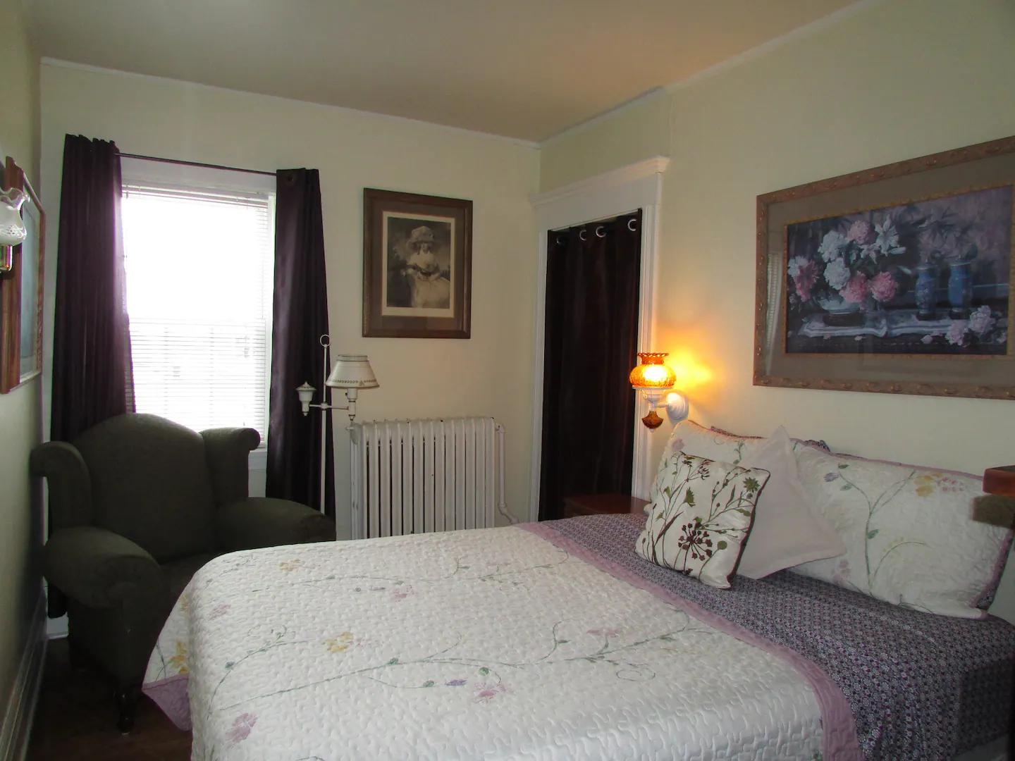 The Queen Anne #2 - Image# 1