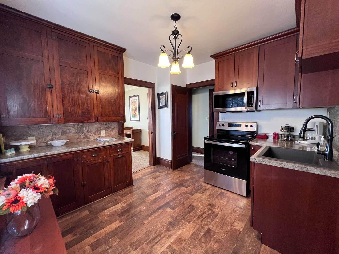 Holly Grand (Upper Level) - Image# 1