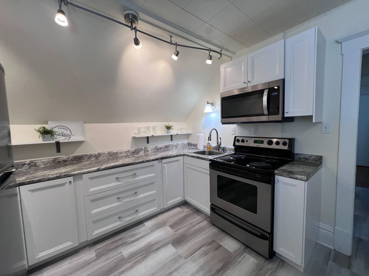 Campus Duplex (Upper Level) - Image# 1