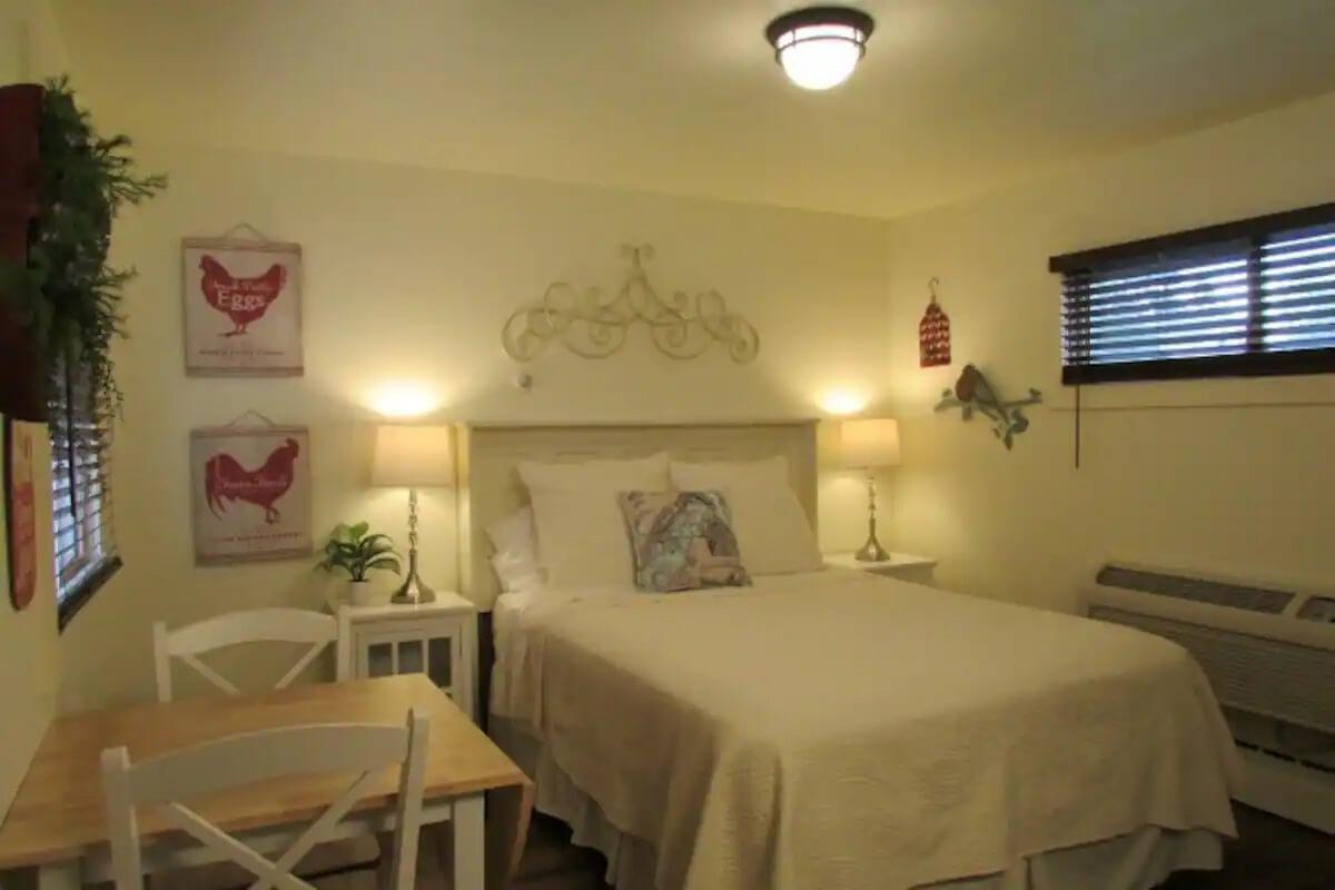 Superior Bay Boutique Motel - Unit #6 - Image# 1